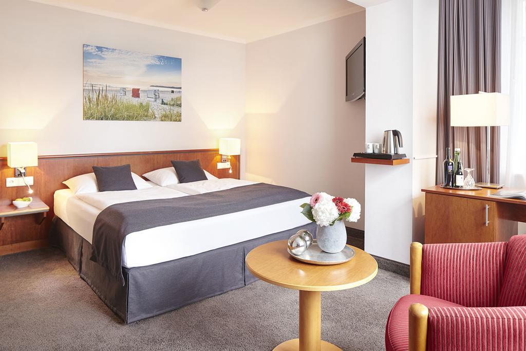 Hotel Villa Belvedere 宾茨 外观 照片