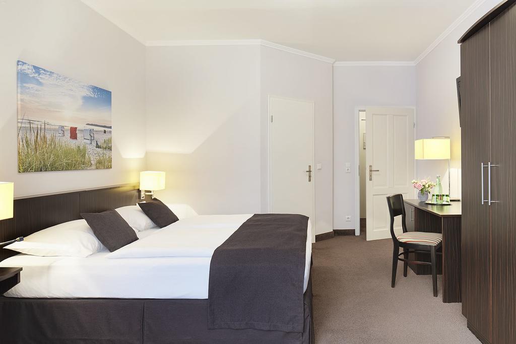 Hotel Villa Belvedere 宾茨 外观 照片